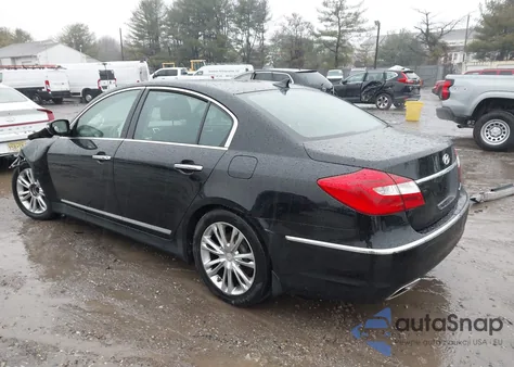 2012 Hyundai Genesis 4.6 z USA, uszkodzony, nr VIN KMHGC4DF0CU181265